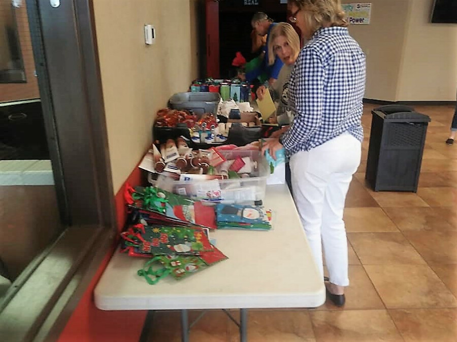 2018 NH gifts 8 2018 NH gifts 8