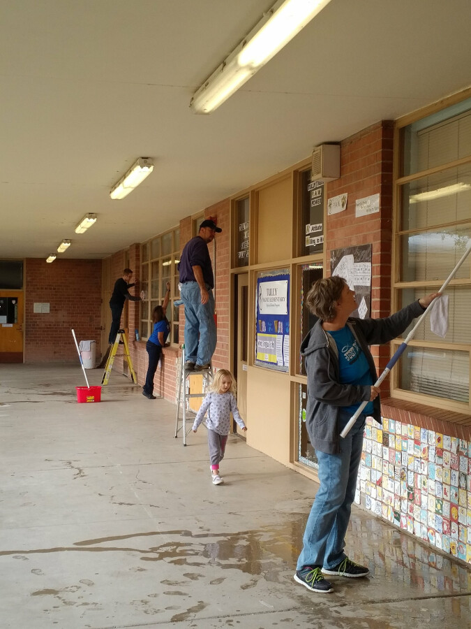Cleaning windows 3