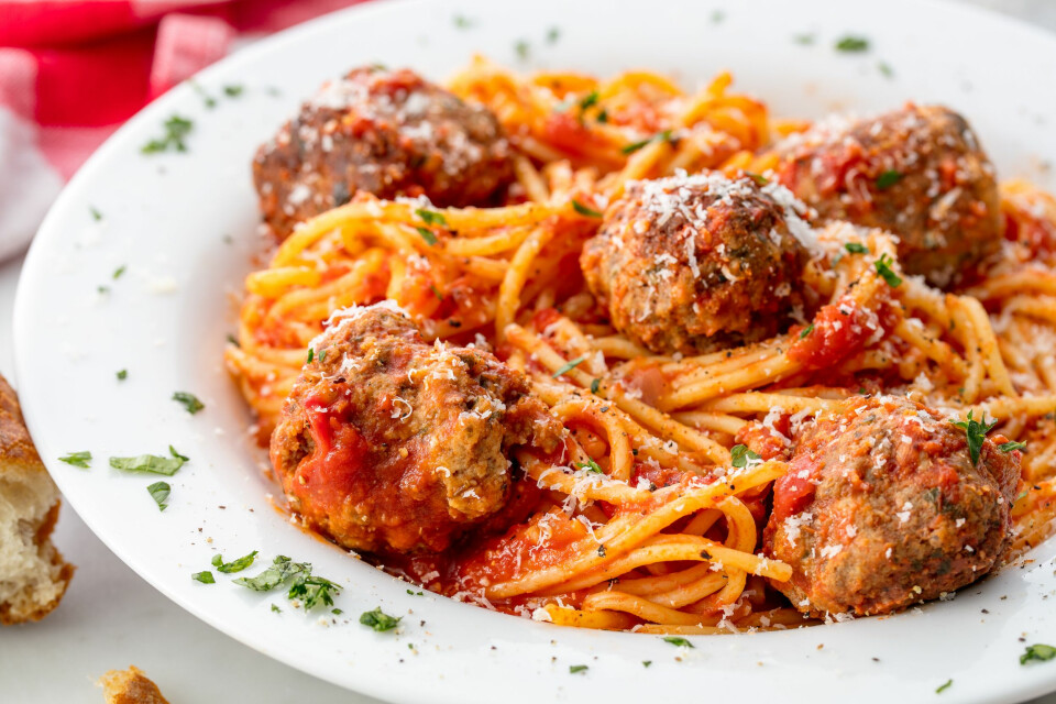5 p.m. Pasta Dinner (Spaghetti & Meatballs) @ Wilbraham Country Club