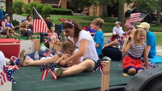 4th of July Parade to collect for food pantry