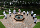 Diez Diáconos Ordenados en la Iglesia Catedral de Cristo en Una Ceremonia Virtual el 1 de Agosto