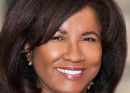 Ejecutiva de viviendas de Chicago nombrada como nueva directora financiera de la Diócesis