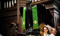 Opening Eucharist (11 of 12)