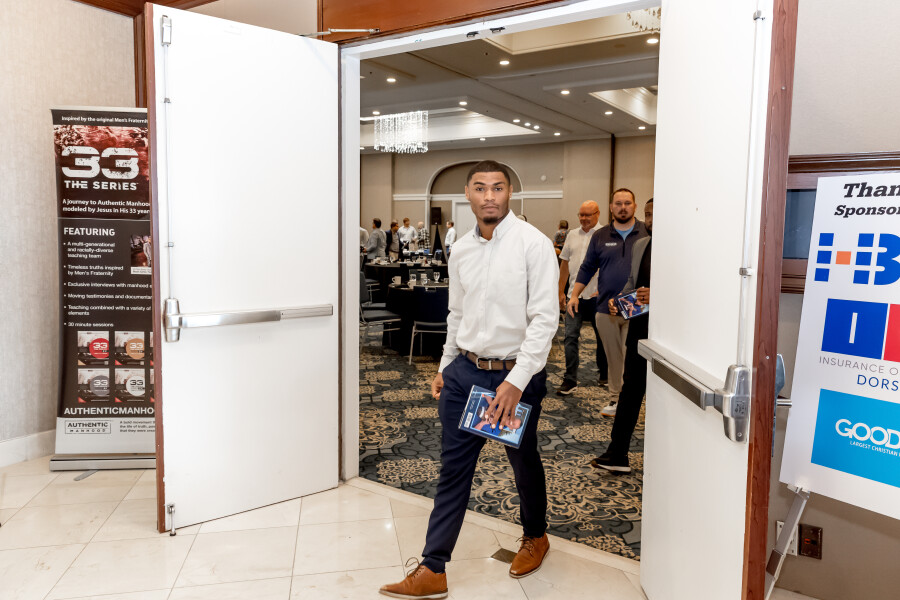 2025 Fall Mens Outreach Breakfast with Coach Joe Kennedy-310