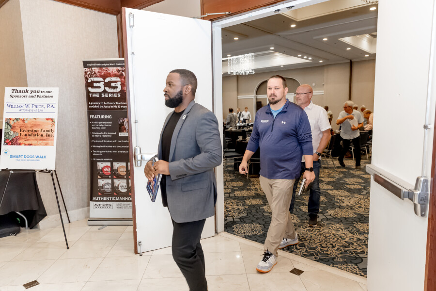 2025 Fall Mens Outreach Breakfast with Coach Joe Kennedy-311