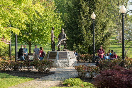 Students spend time together on campus. 