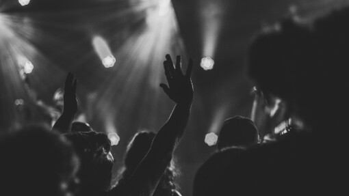 PLAYLIST: Bringing Our Hearts and Voices To God